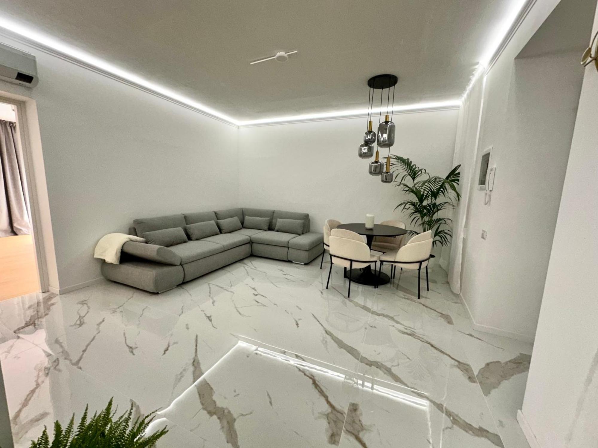 Luna Luxury Suite 贝尔加莫 外观 照片